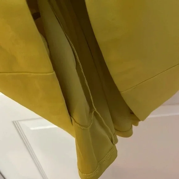 Boden, size 4P muted yellow dress - Picture 3 of 5